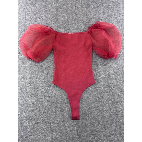 ASTR The Label Tops - ASTR The Label Wine Red Puff Sleeve‎ Bodysuit Ribbed Knit  Small NEW